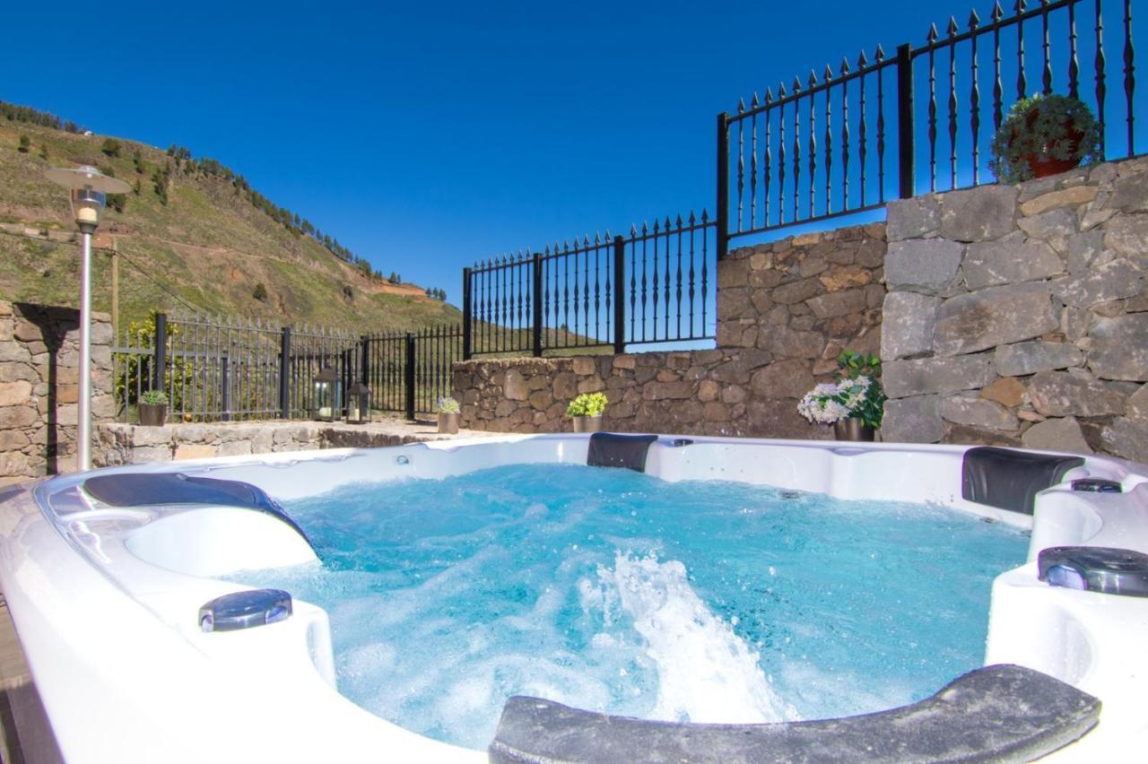 Villa Mogarén: jacuzzi and beautiful views Vega de San Mateo Buitenkant foto